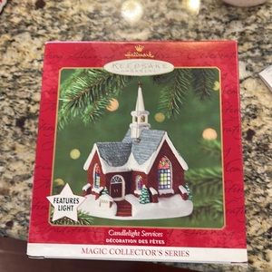 Hallmark 4th in the Candlelight Services Series Dated 2001